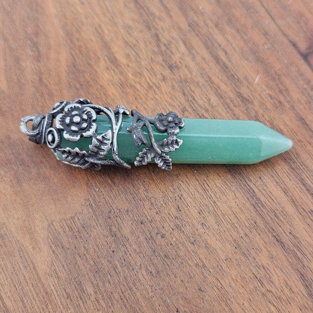 Silver Tone Wrapped Amethyst Green Obelisk Pendant Fae Fairycore Renaissance - Picture 3 of 4